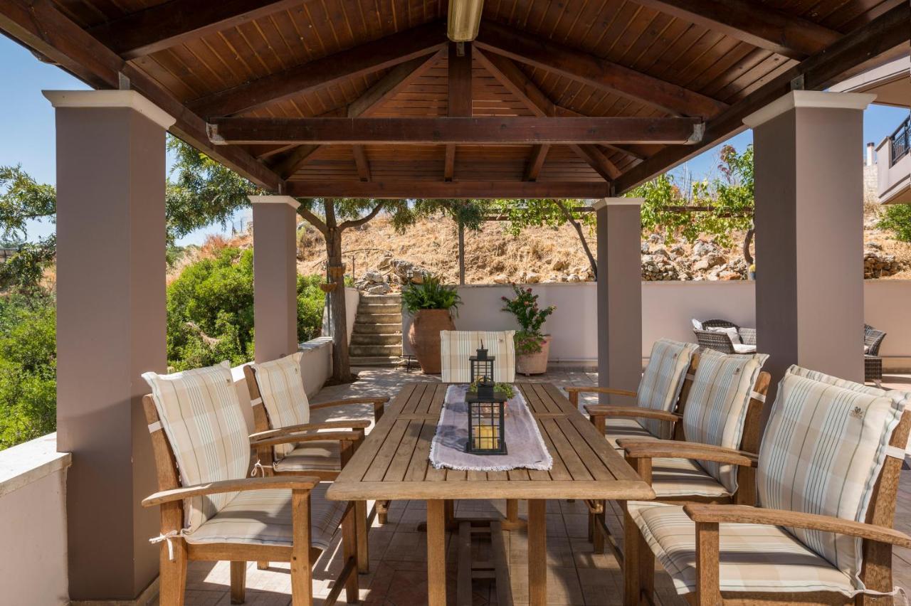 Tholos Apartments Ханья Экстерьер фото