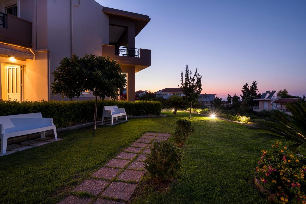 Tholos Apartments Ханья Экстерьер фото